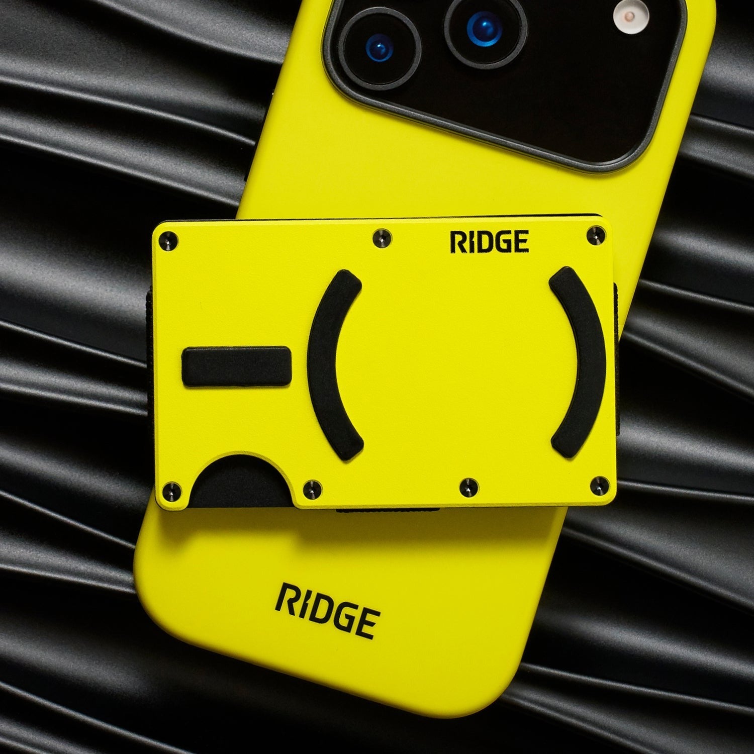 Ridge Wallet for MagSafe - Hyper Lime