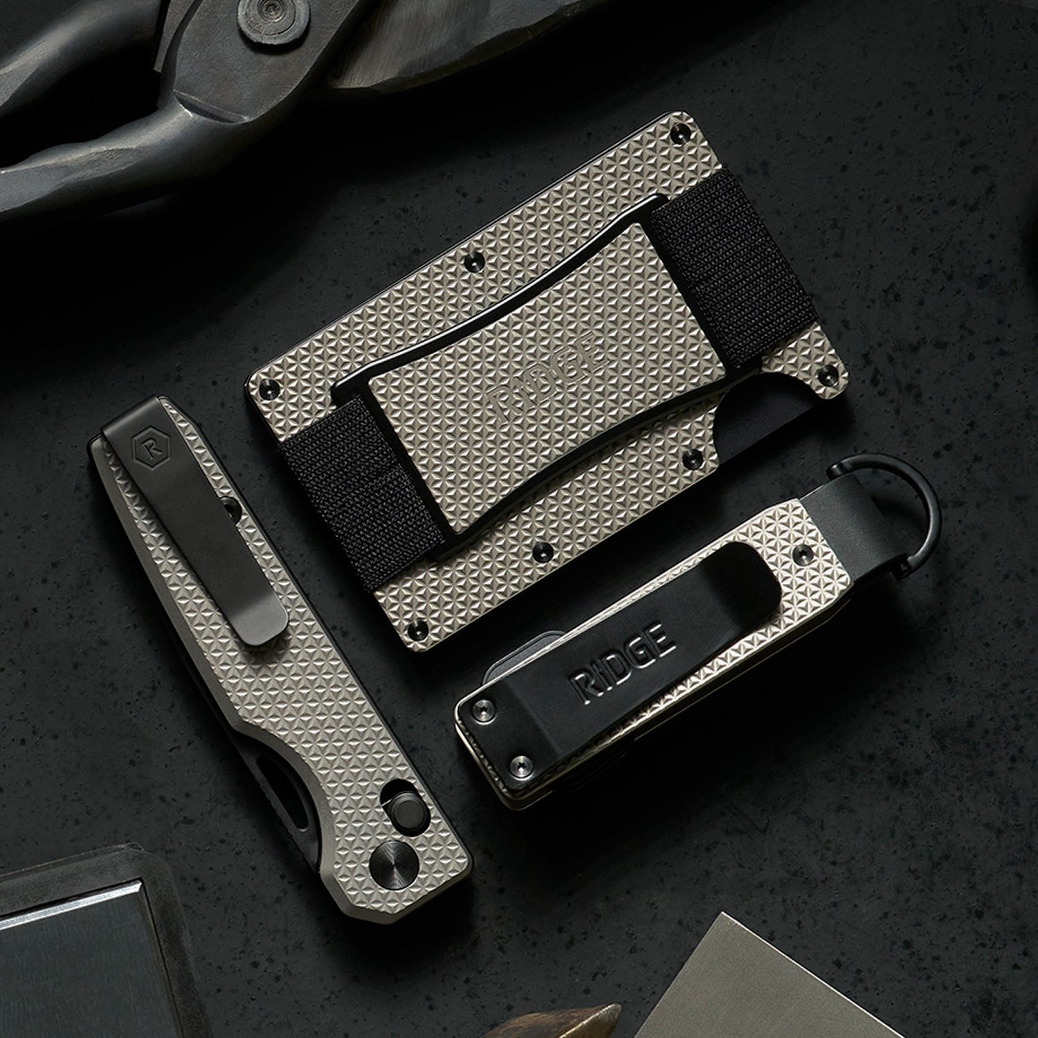 Daily Survival Set - Guilloché Titanium