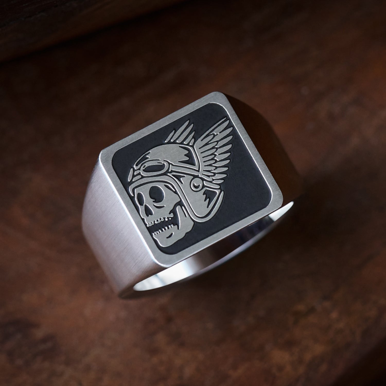 Godspeed Signet - Platinum