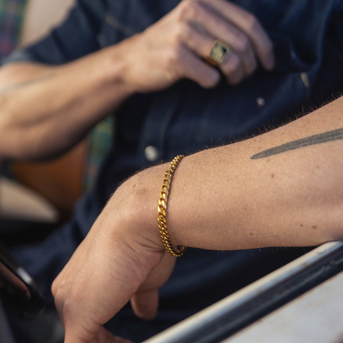 6mm Curb Bracelet - 18K Gold - Medium