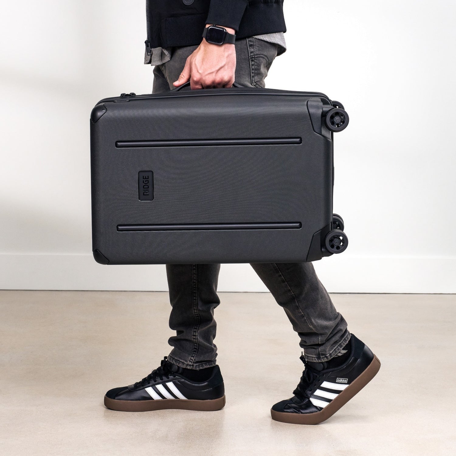 Ridge Carry-On Matte Black