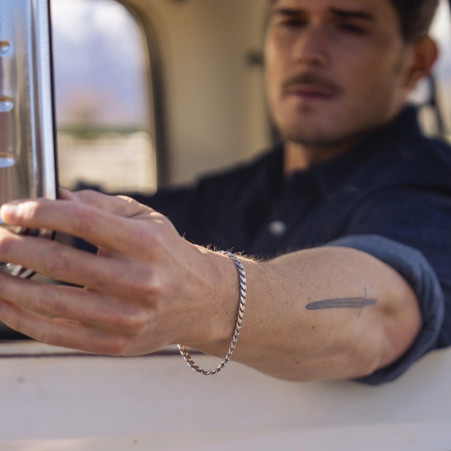6mm Curb Bracelet - Platinum - Medium
